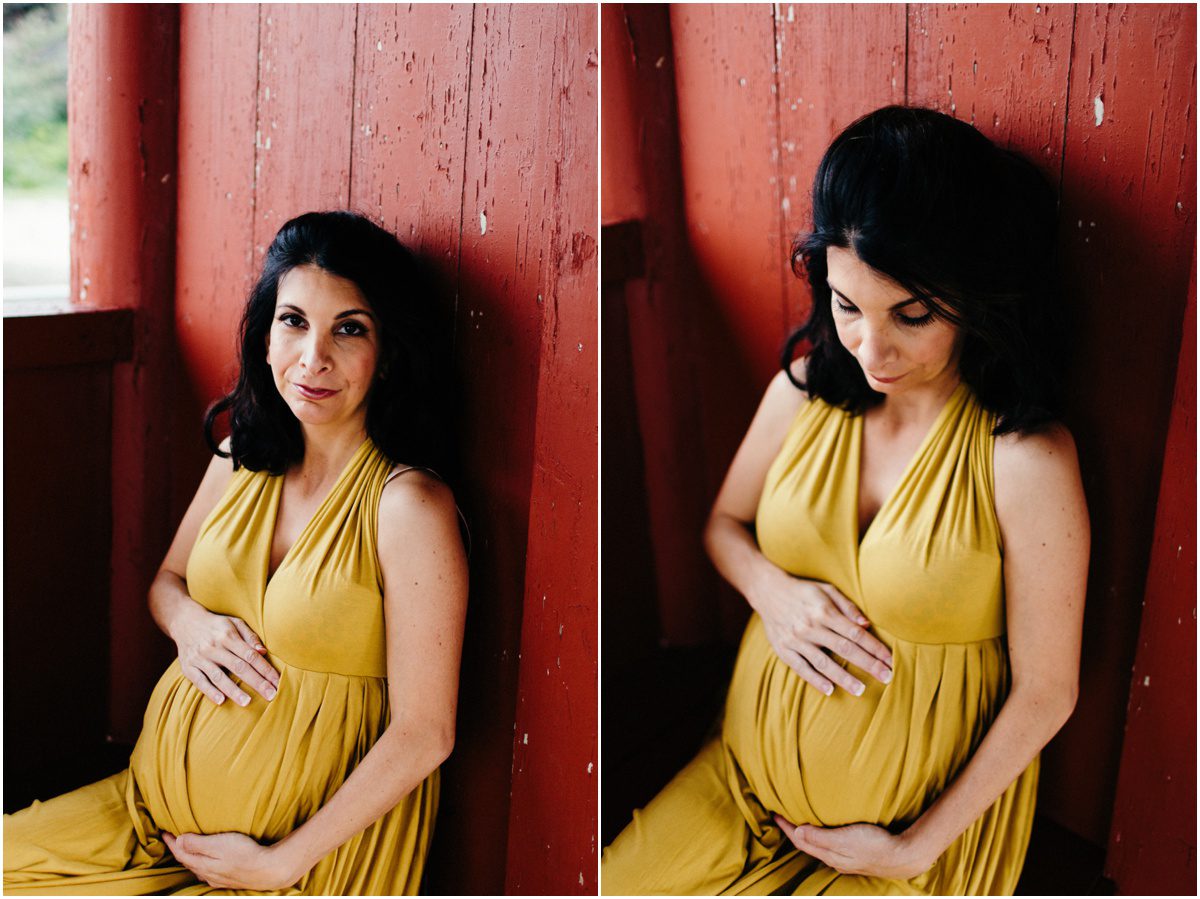 red and gold Okinawa maternity photographer