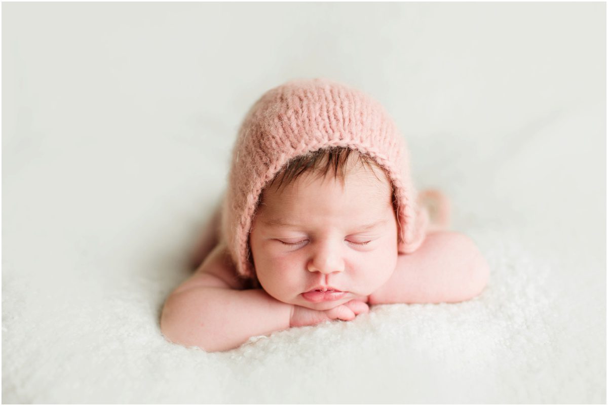 Okinawa Studio Newborn Photographer pink bonnet portrait
