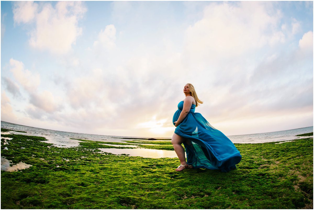 Okinawa Pregnancy Photographer beach sunset