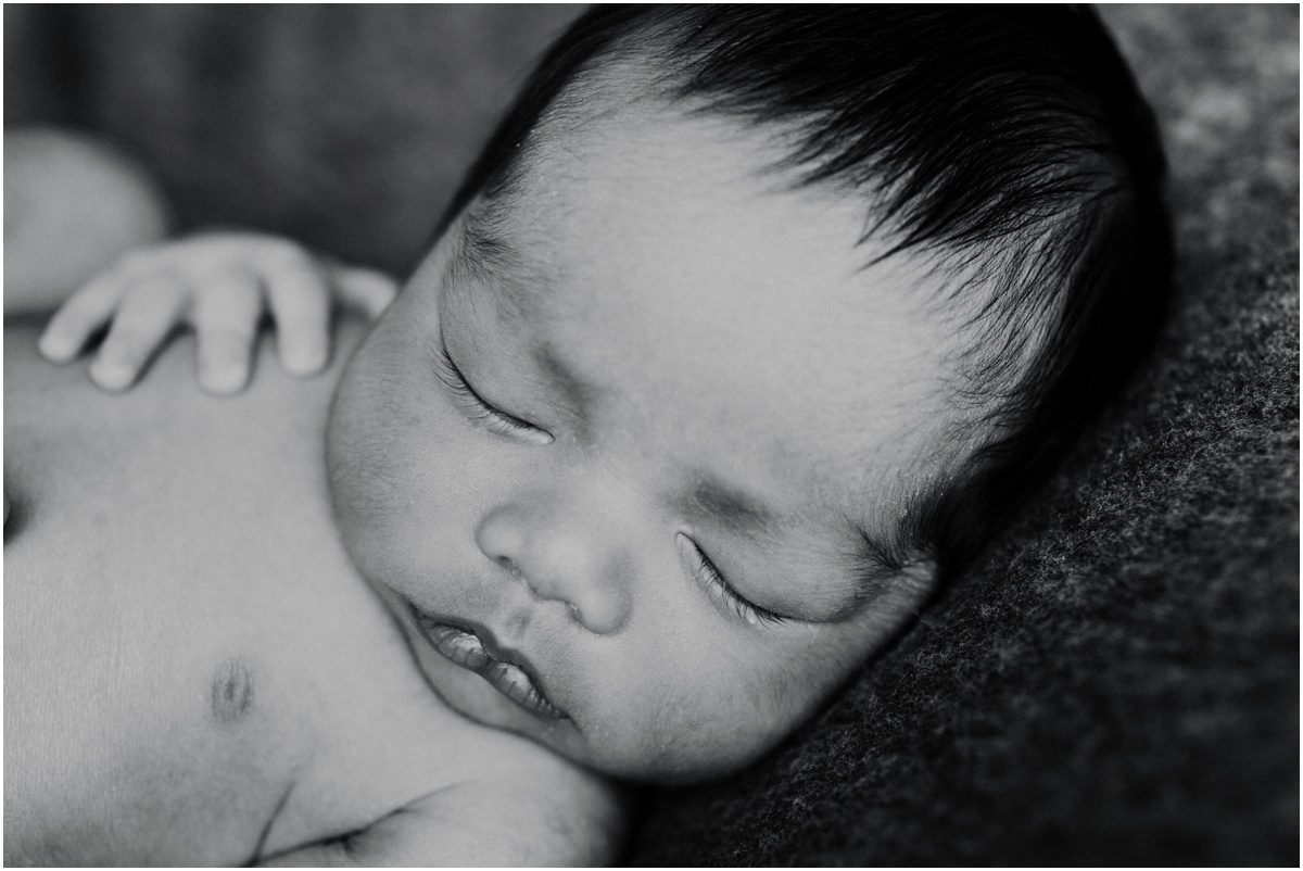Okinawa Newborn Boy Photographer black and white