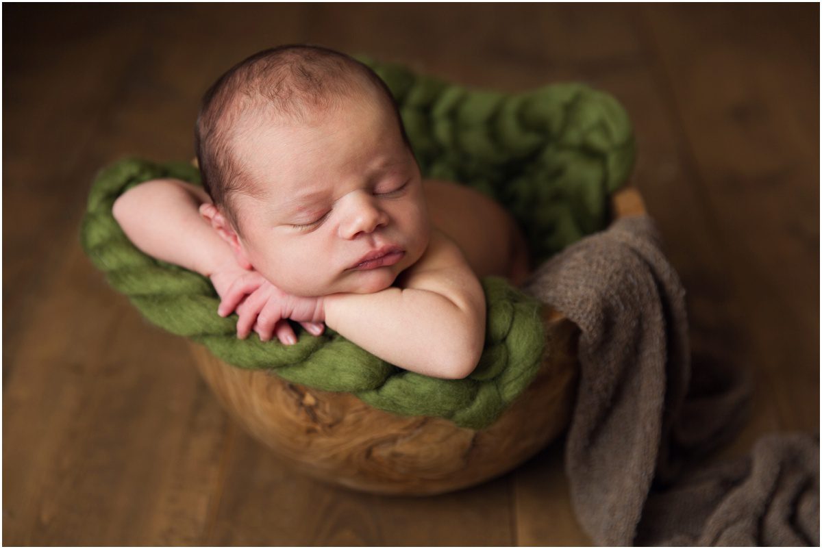 Newborn Photographer Okinawa bowl and green