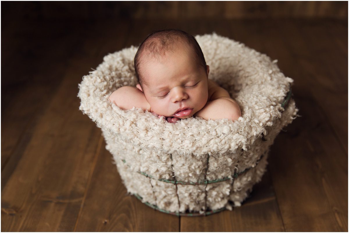 Newborn Photographer Okinawa basket