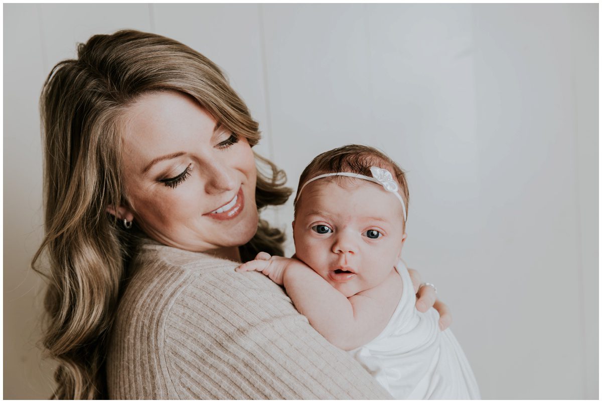Hazleton Newborn Photography mommy snuggles