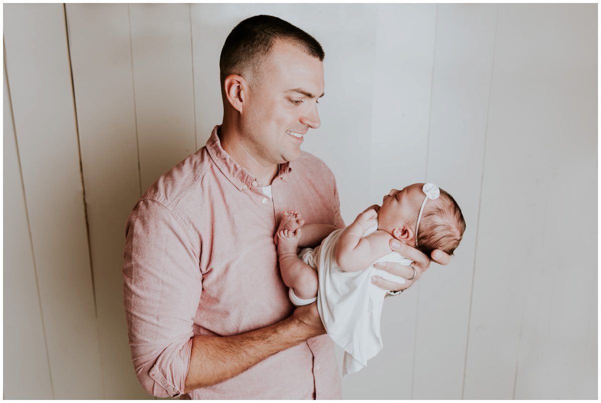 daddy and newborn portrait Hazleton Newborn Photography