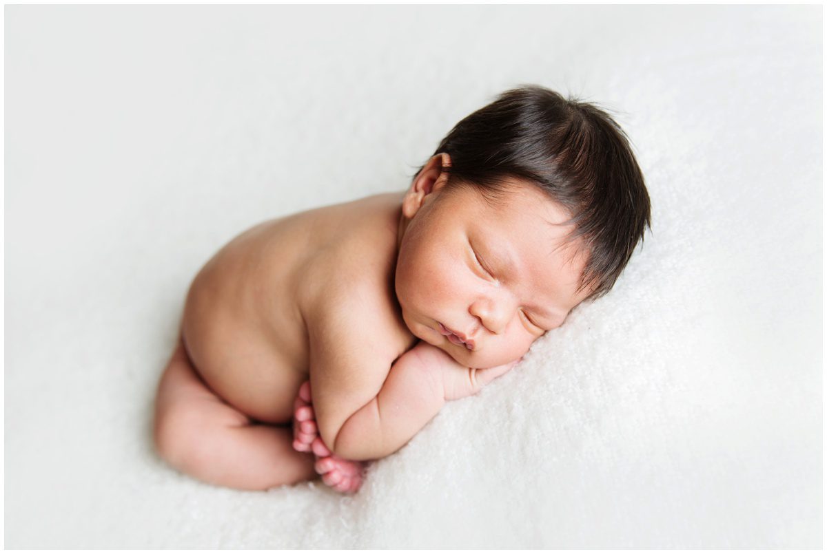 womb pose Scranton Newborn Studio Photographer