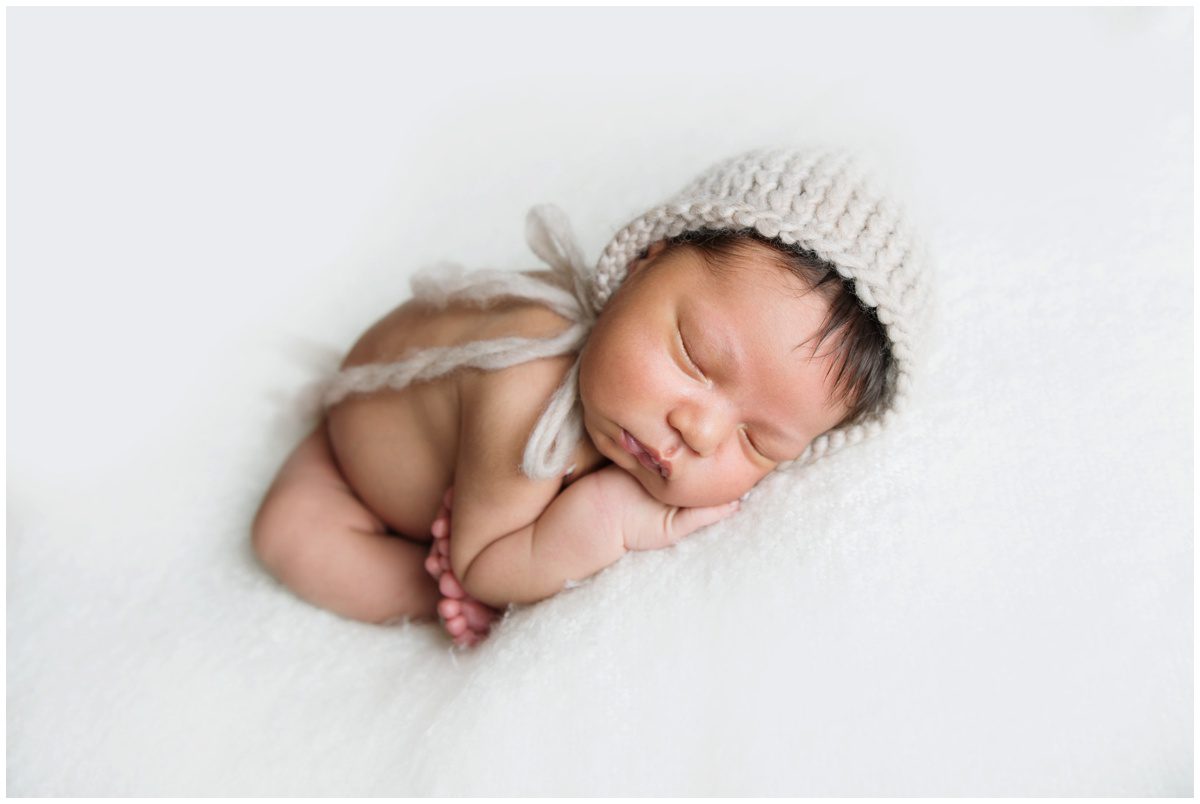 Scranton Newborn Studio Photographer baby in bonnet