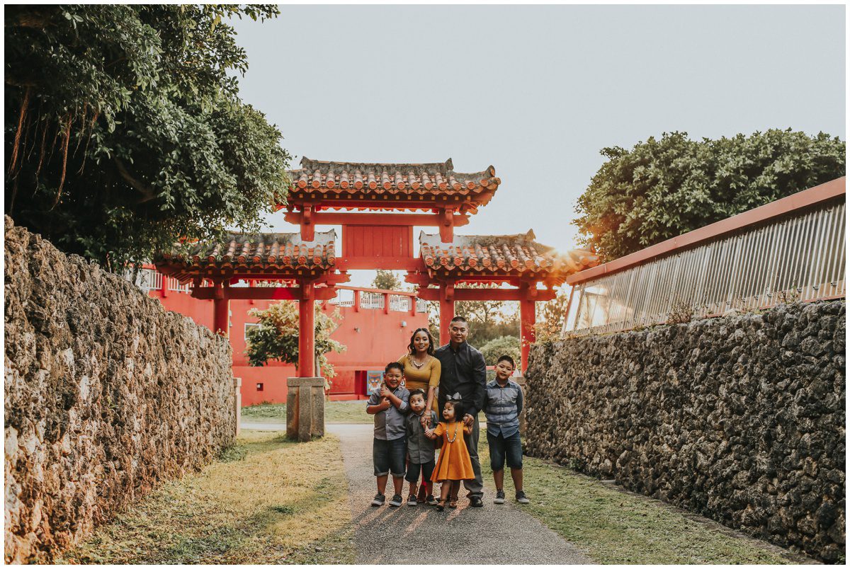Elysburg,PA Family Photographer, family under japanese torii