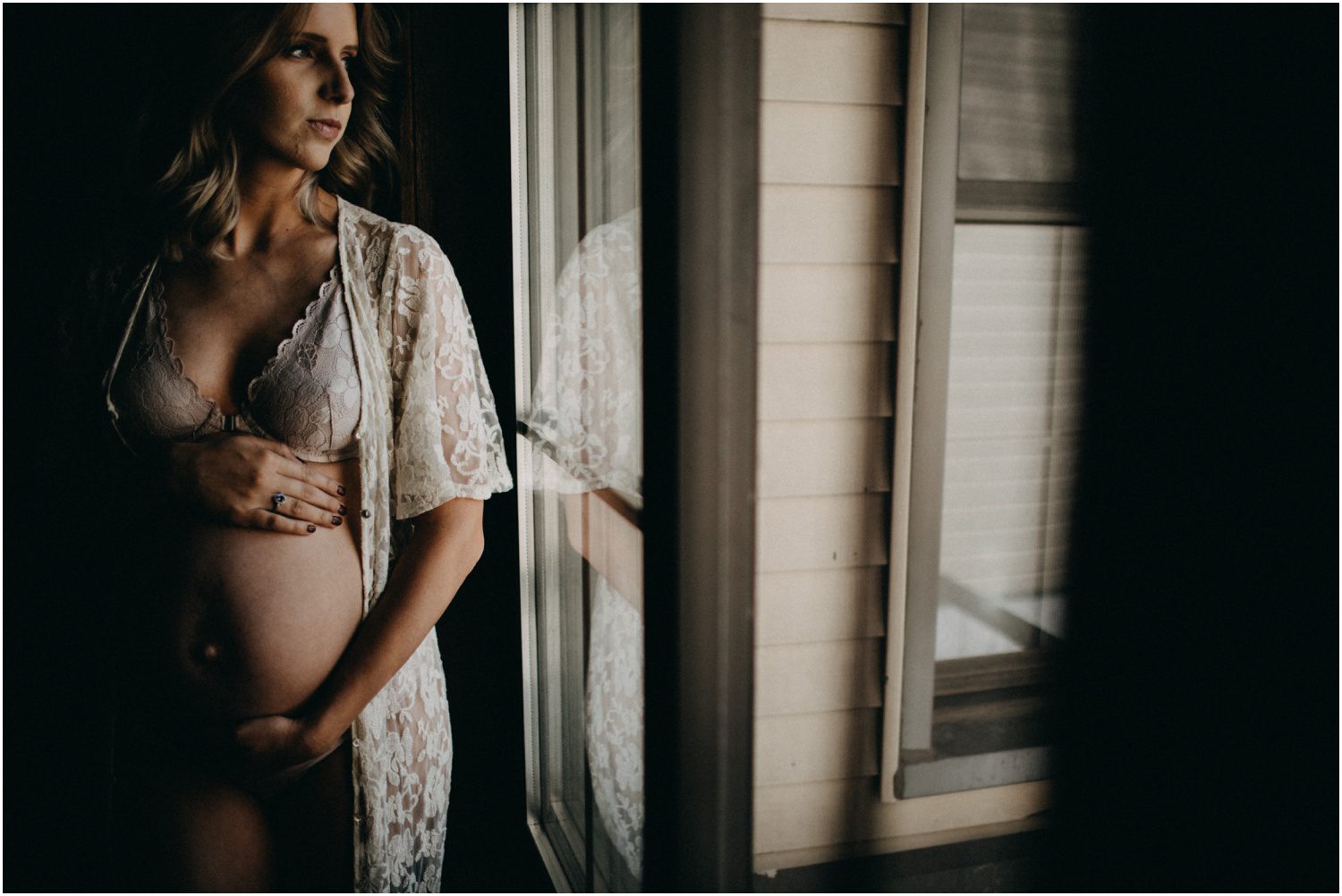 intimate pregnancy photos, Lifestyle Maternity Portraits in NEPA